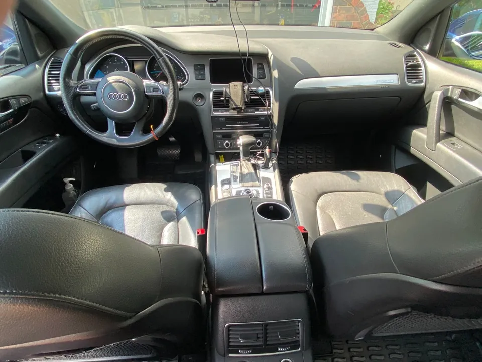 Audi Q7 2013 photo 4