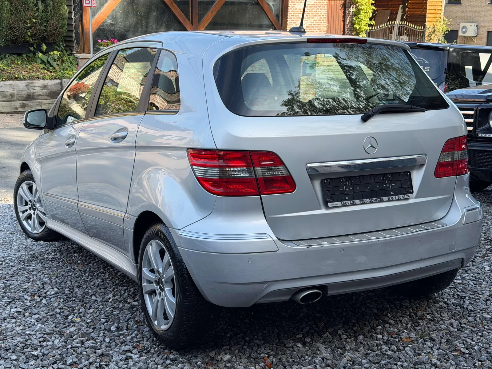 Mercedes-Benz B 200 2010 photo 4