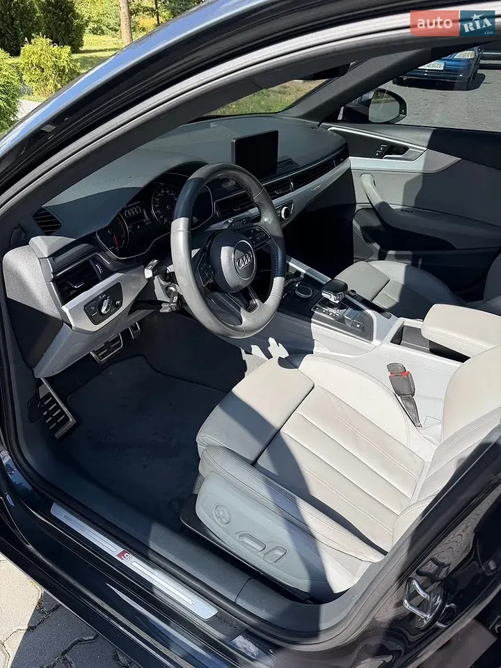 Audi A4 2019 photo 5