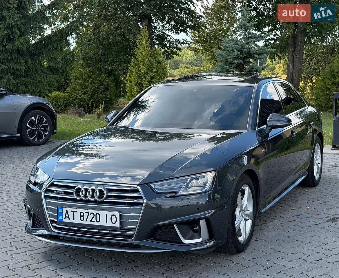Audi A4 2019 photo 2