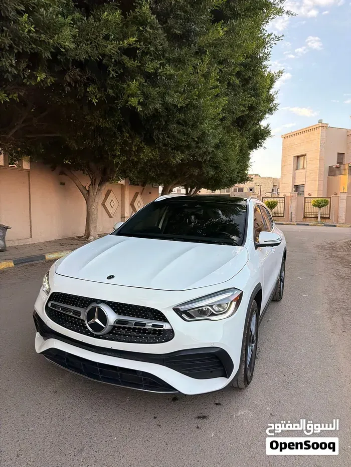Mercedes-Benz Gla 250 2024 photo 2