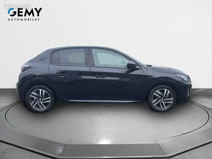 Peugeot 208 2021 photo 4