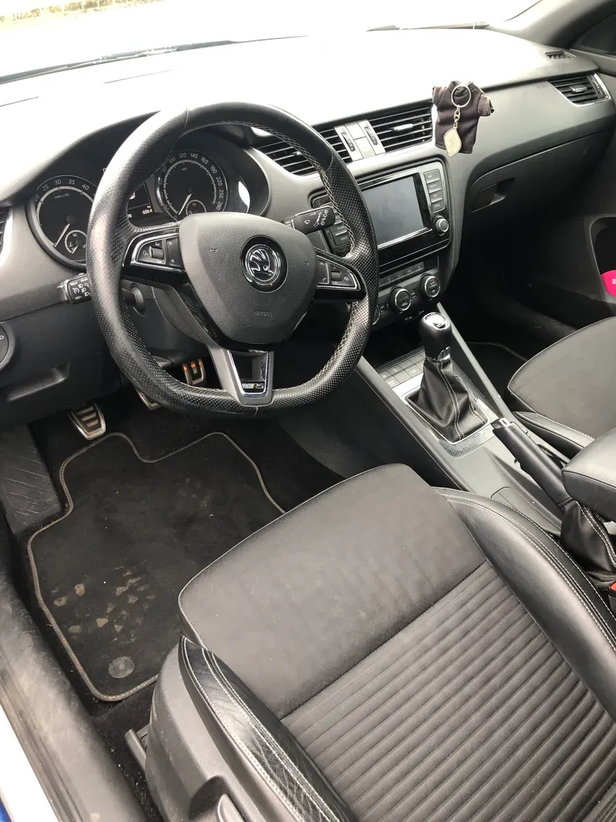 Skoda Octavia 2015 photo 3