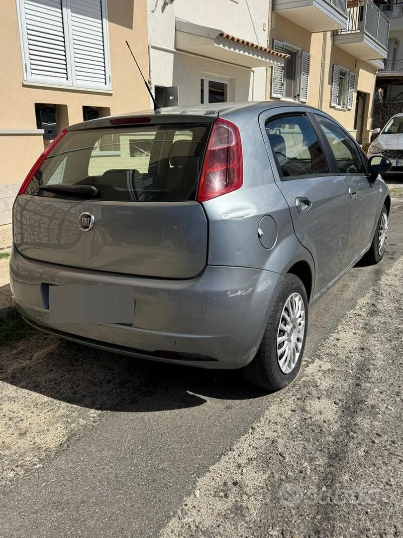 Fiat Grande Punto 2007 photo 3