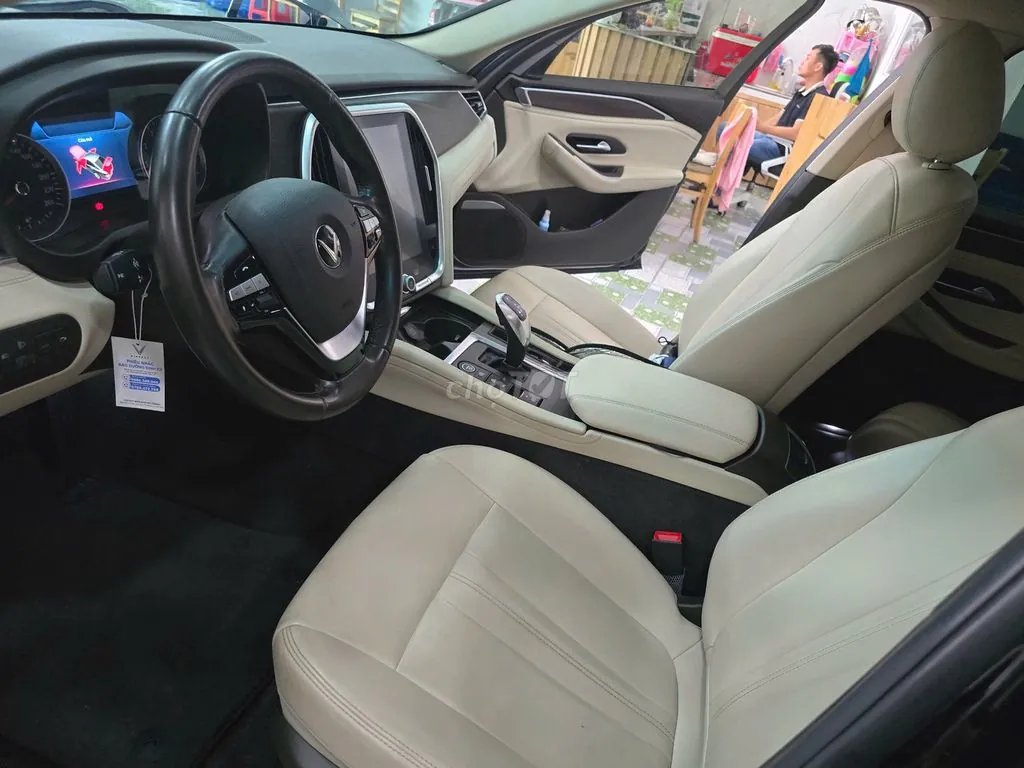 Vinfast Lux A2.0 2019 photo 5