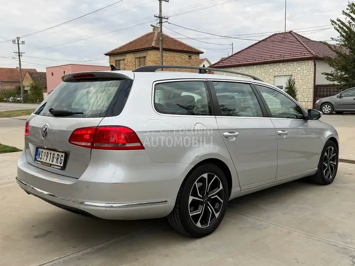 Volkswagen Passat B7 2011 photo 4