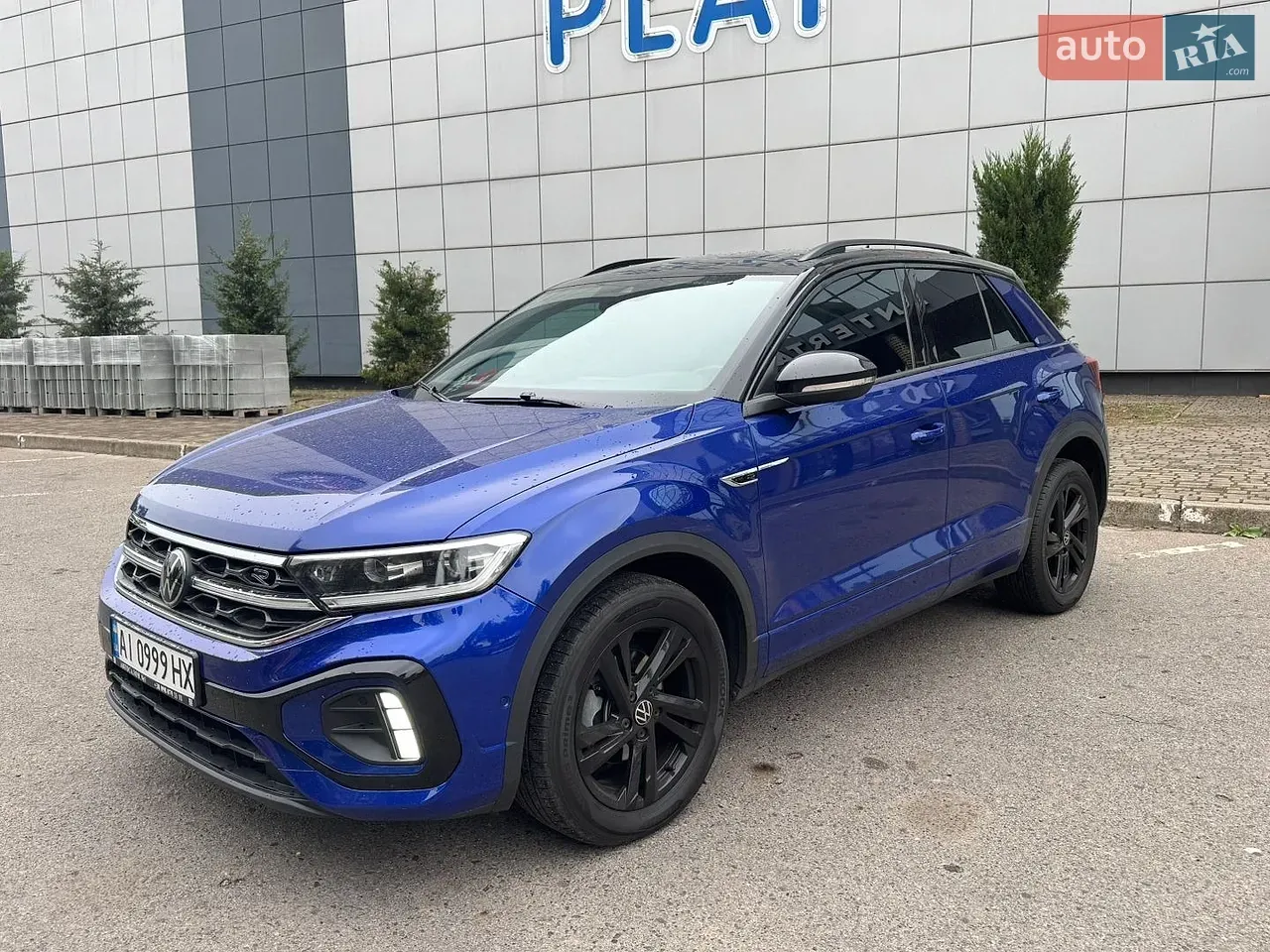Volkswagen T-Roc 2022 photo 2