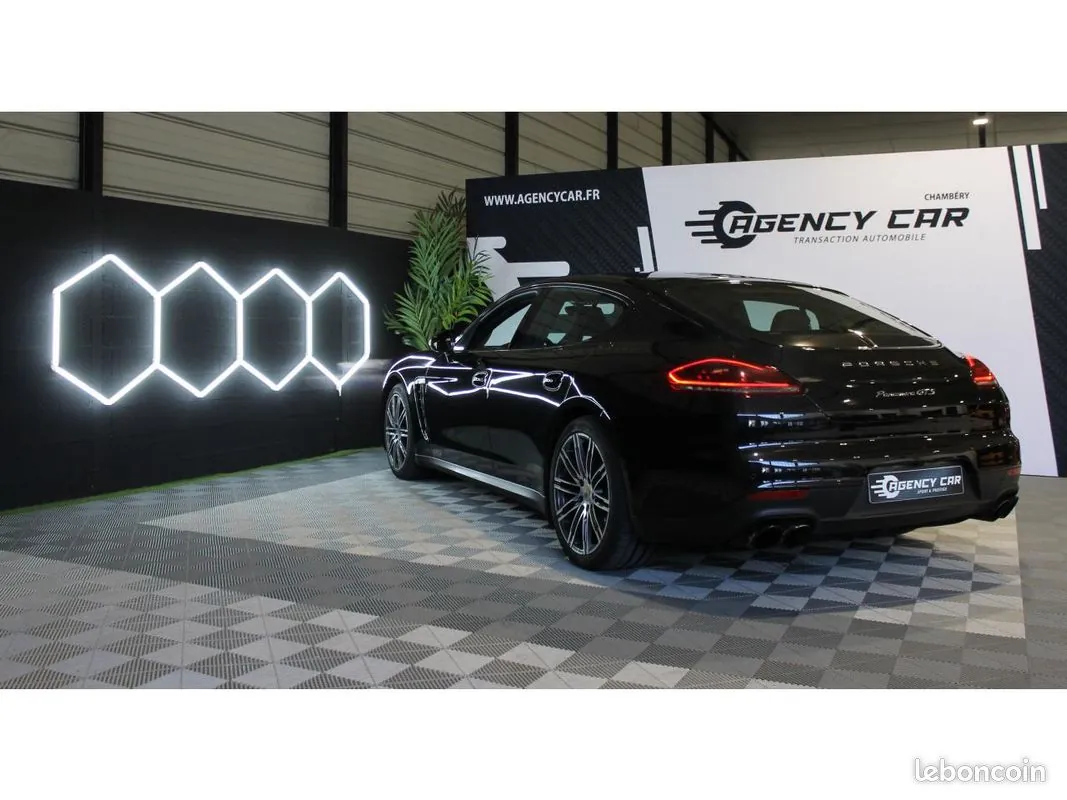 Porsche Panamera 2016 photo 3