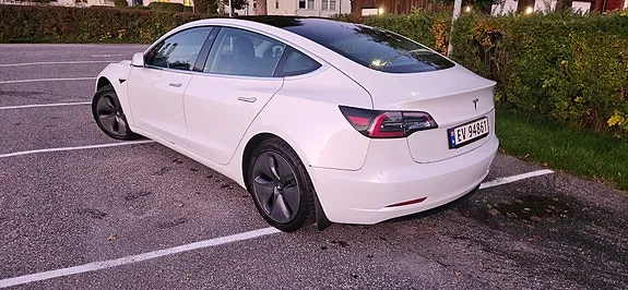 Tesla Model 3 2019 photo 2
