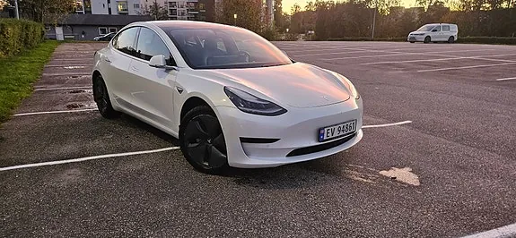 Tesla Model 3 2019 photo 4