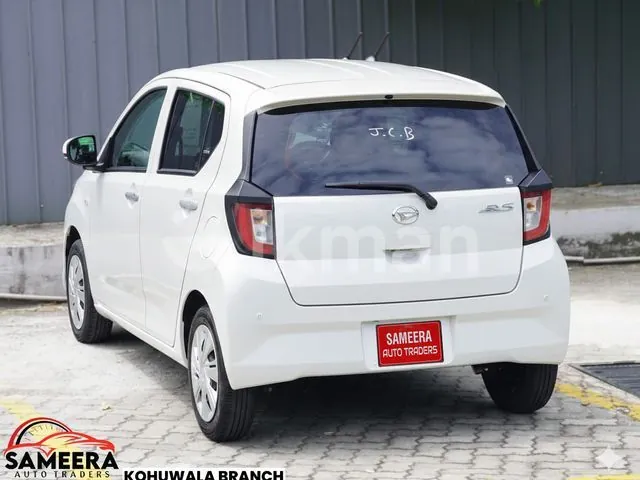 Daihatsu Mira 2025 photo 4