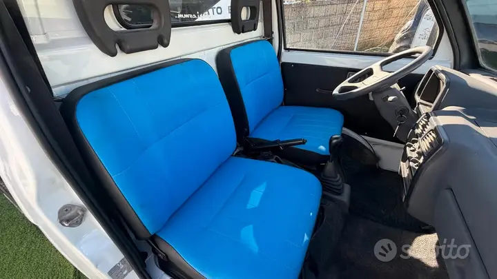 Piaggio Porter 2004 photo 4