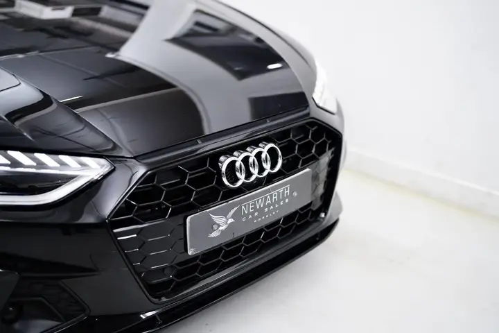 Audi A4 2021 photo 4