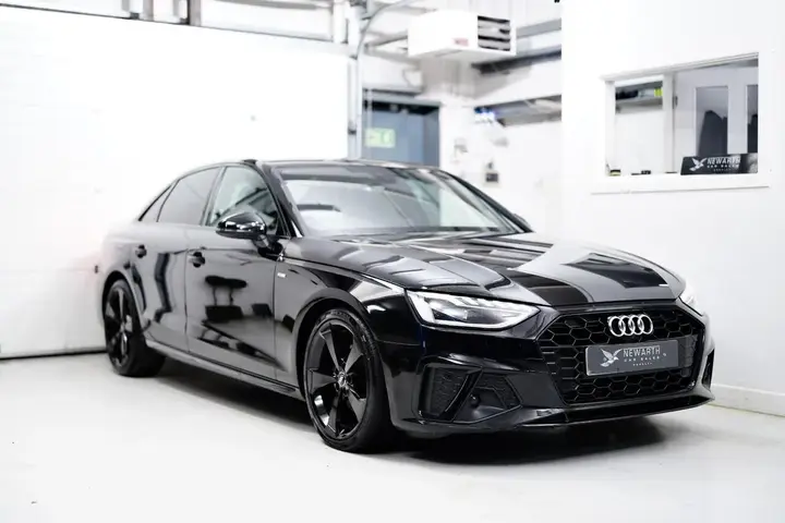 Audi A4 2021 photo 3