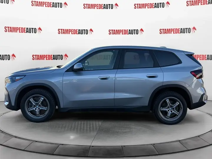 BMW X1 2023 photo 2