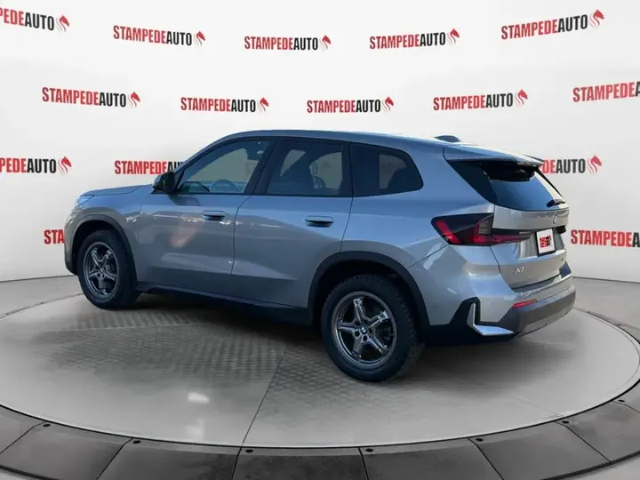 BMW X1 2023 photo 3