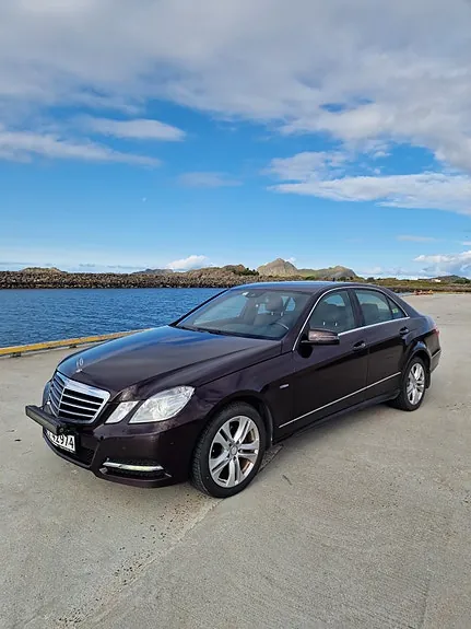 Mercedes-Benz 220 D 2011 photo 4
