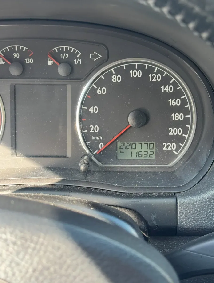 Volkswagen Polo 2005 photo 2