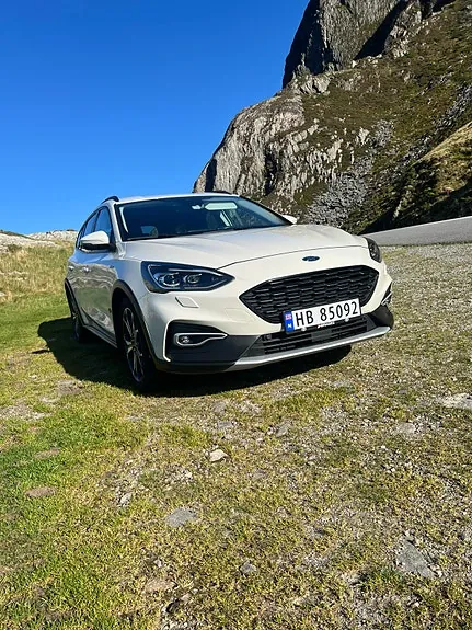 Ford Focus 2019 photo 2