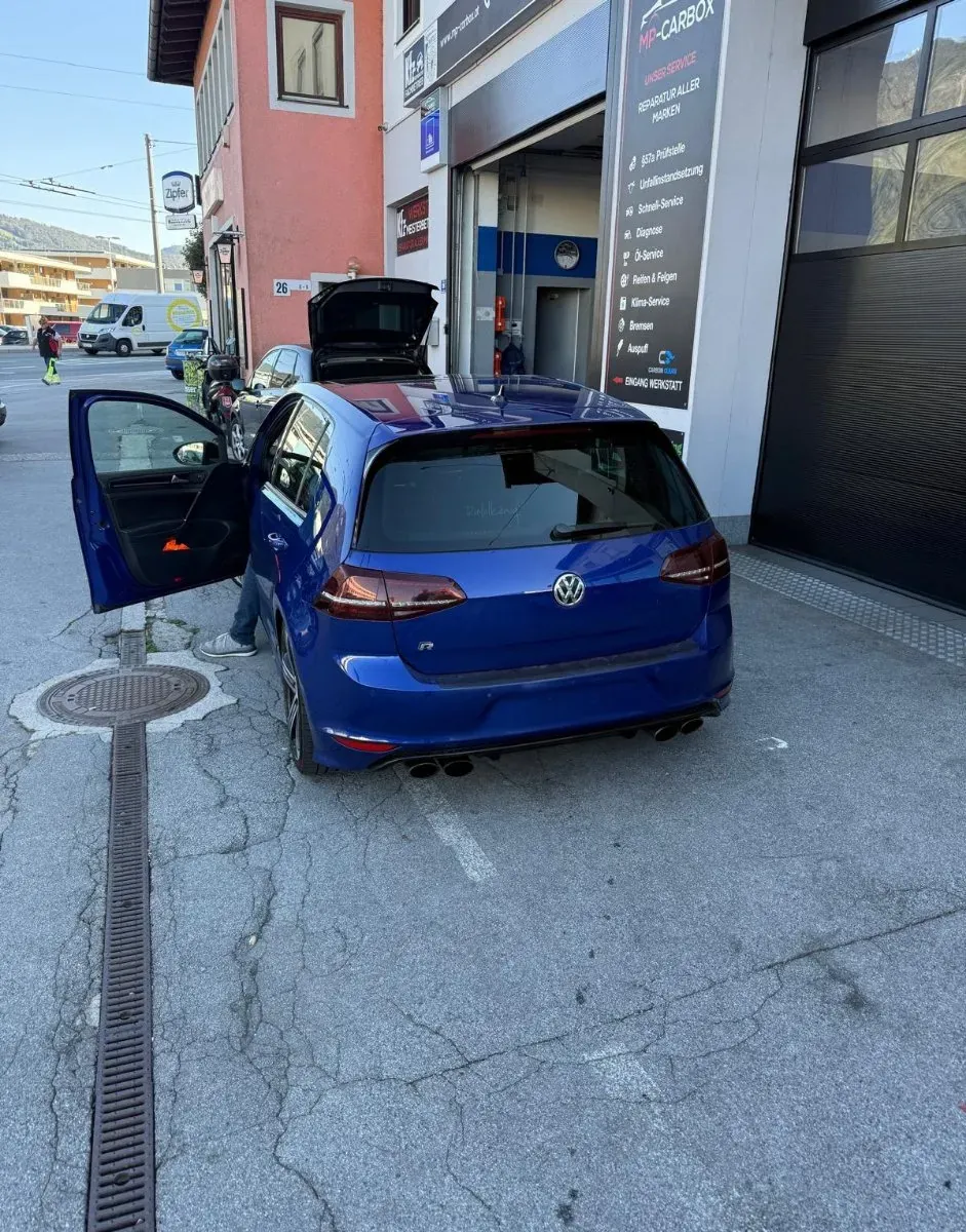 Volkswagen Golf R