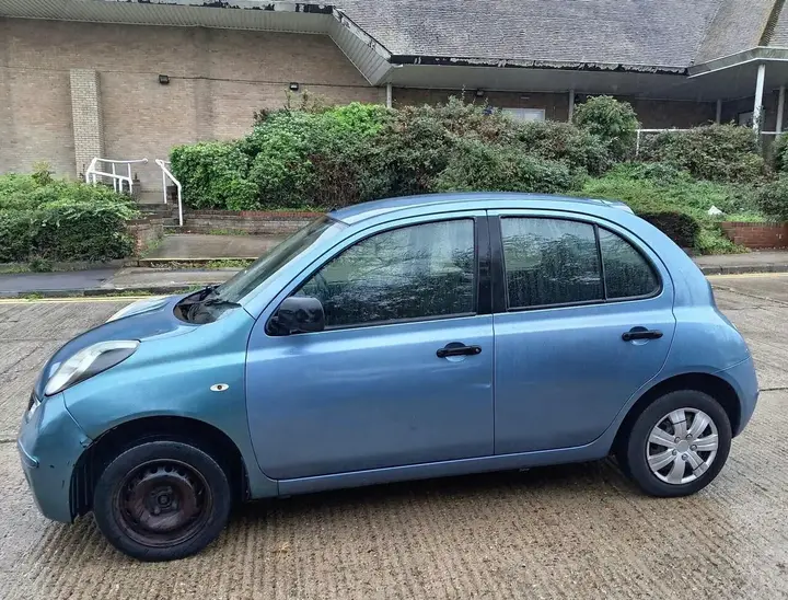 Nissan Micra 2010 photo 4