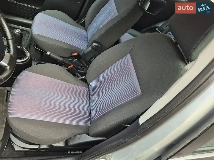 Ford Fusion 2010 photo 5