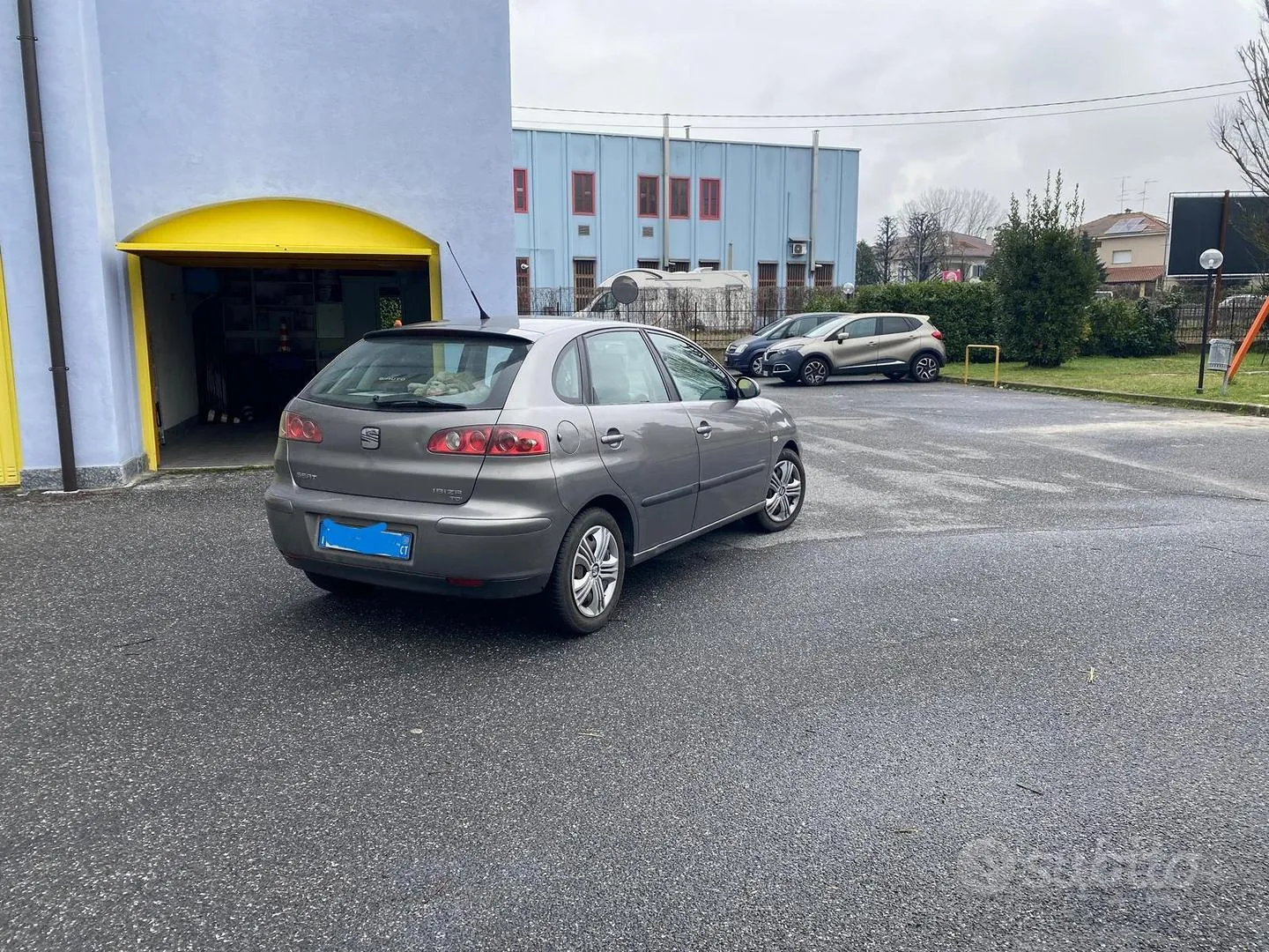 Seat Ibiza 2005 photo 3