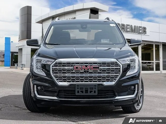 GMC Terrain 2024 photo 2
