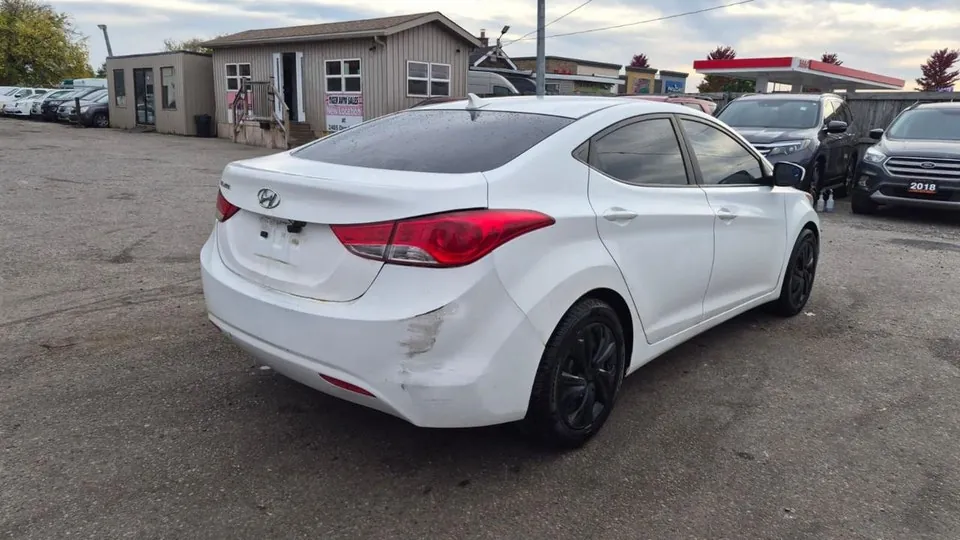 Hyundai Elantra 2013 photo 5