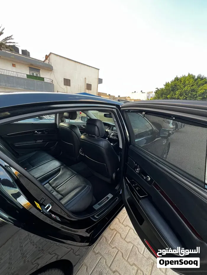 Kia K900 2016 photo 4