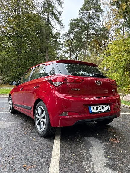 Hyundai I20 2015 photo 2