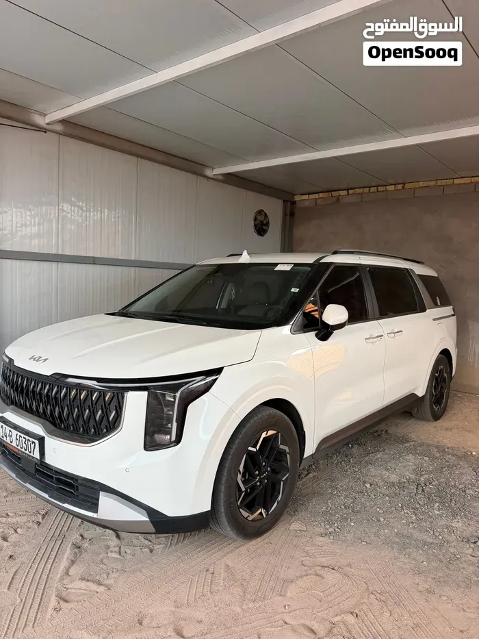 Kia Carnival 2025 photo 2