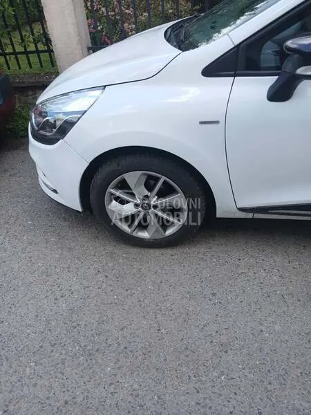 Renault Clio 2017 photo 5