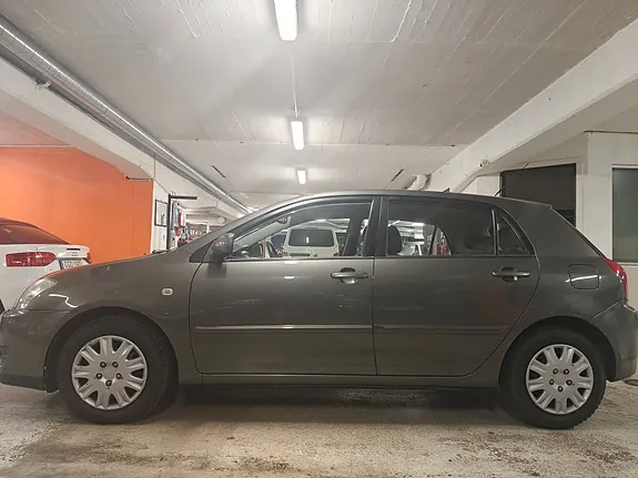 Toyota Corolla 2004 photo 4