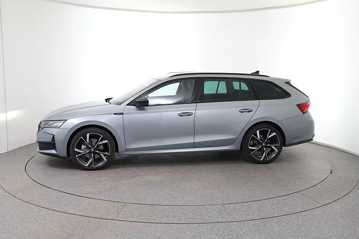 Skoda Octavia 2026 photo 2