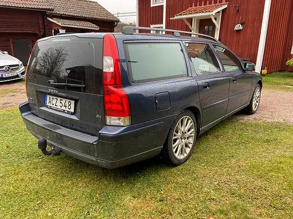 Volvo V70 2007 photo 2