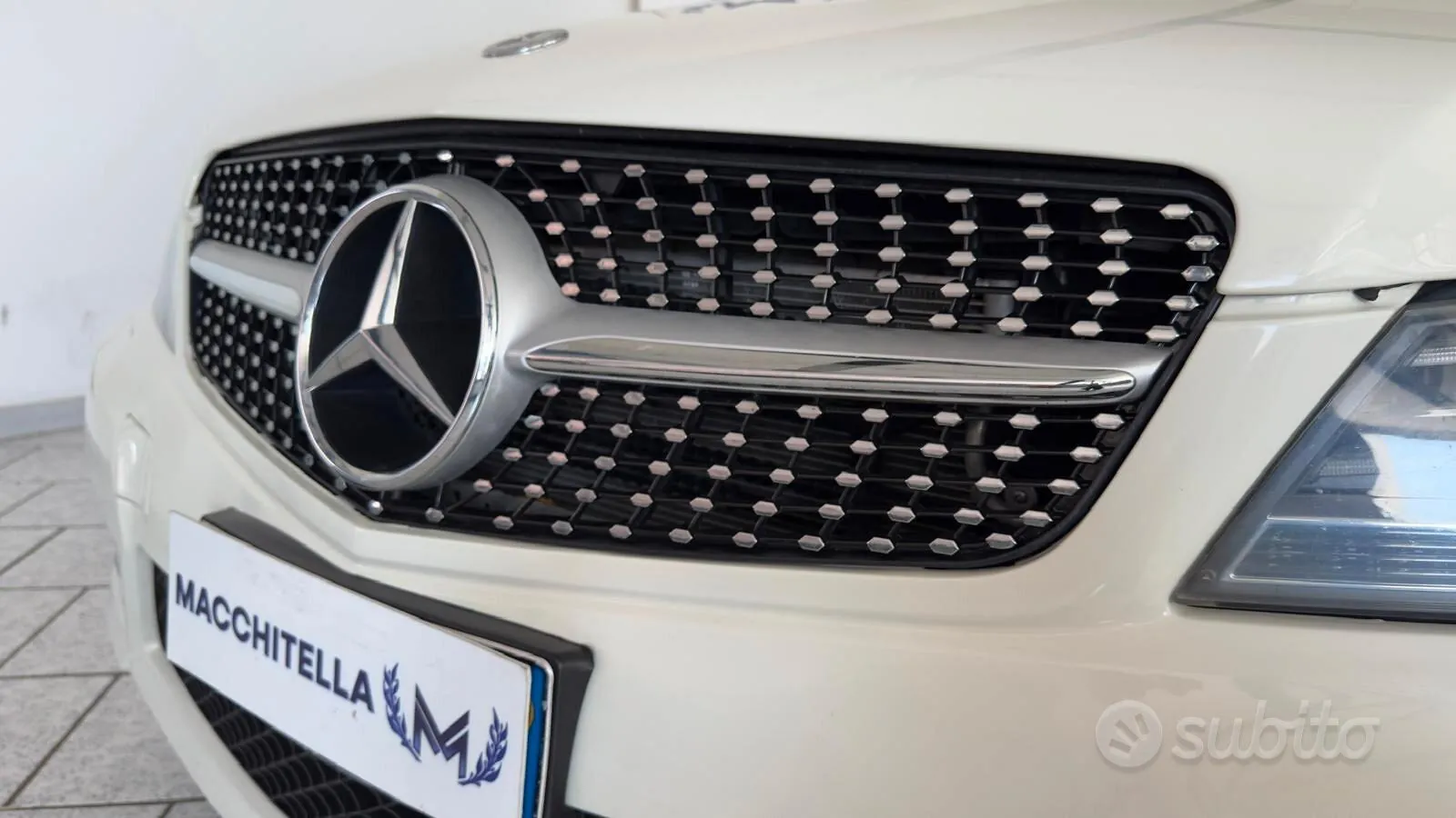 Mercedes-Benz C 2012 photo 3