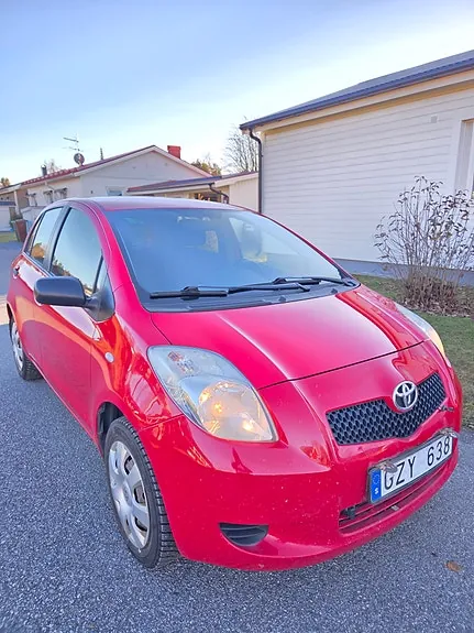 Toyota Yaris 2008 photo 2