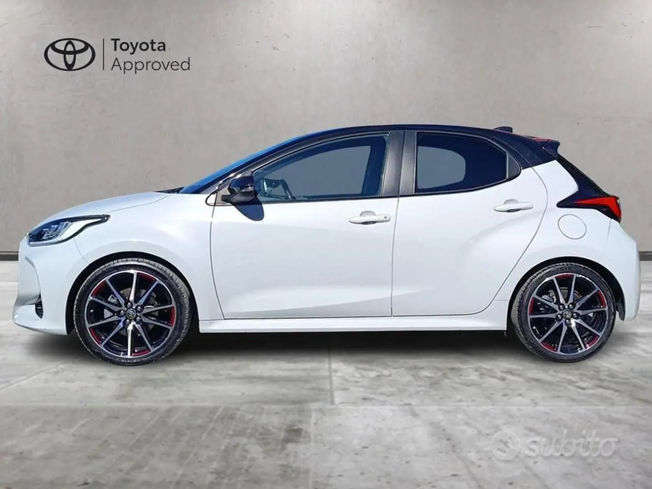 Toyota Yaris 2022 photo 2