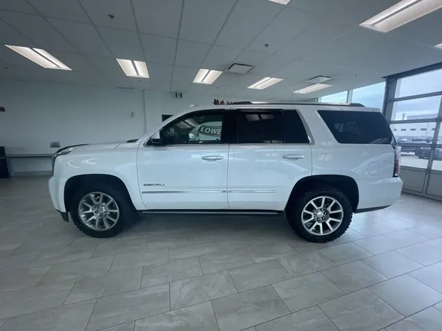 GMC Yukon 2019 photo 2
