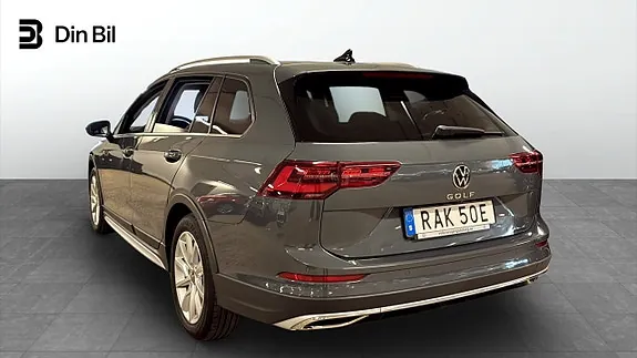 Volkswagen Golf I 2023 photo 3