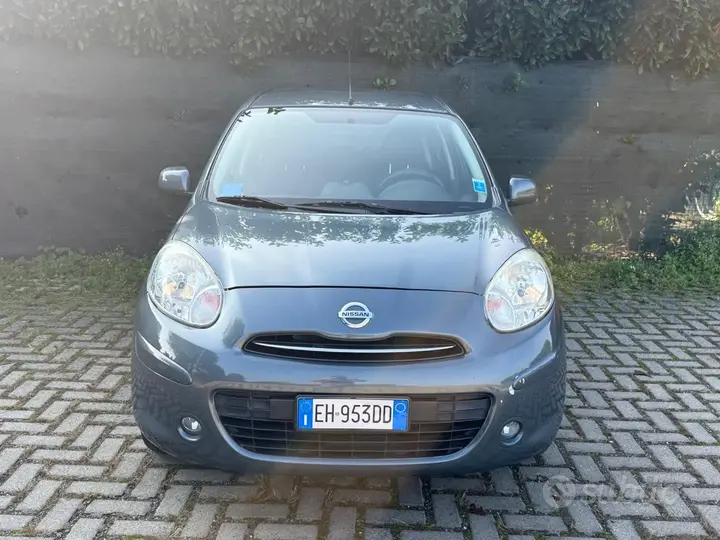 Nissan Micra 2011 photo 2