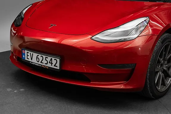 Tesla Model 3 2019 photo 4