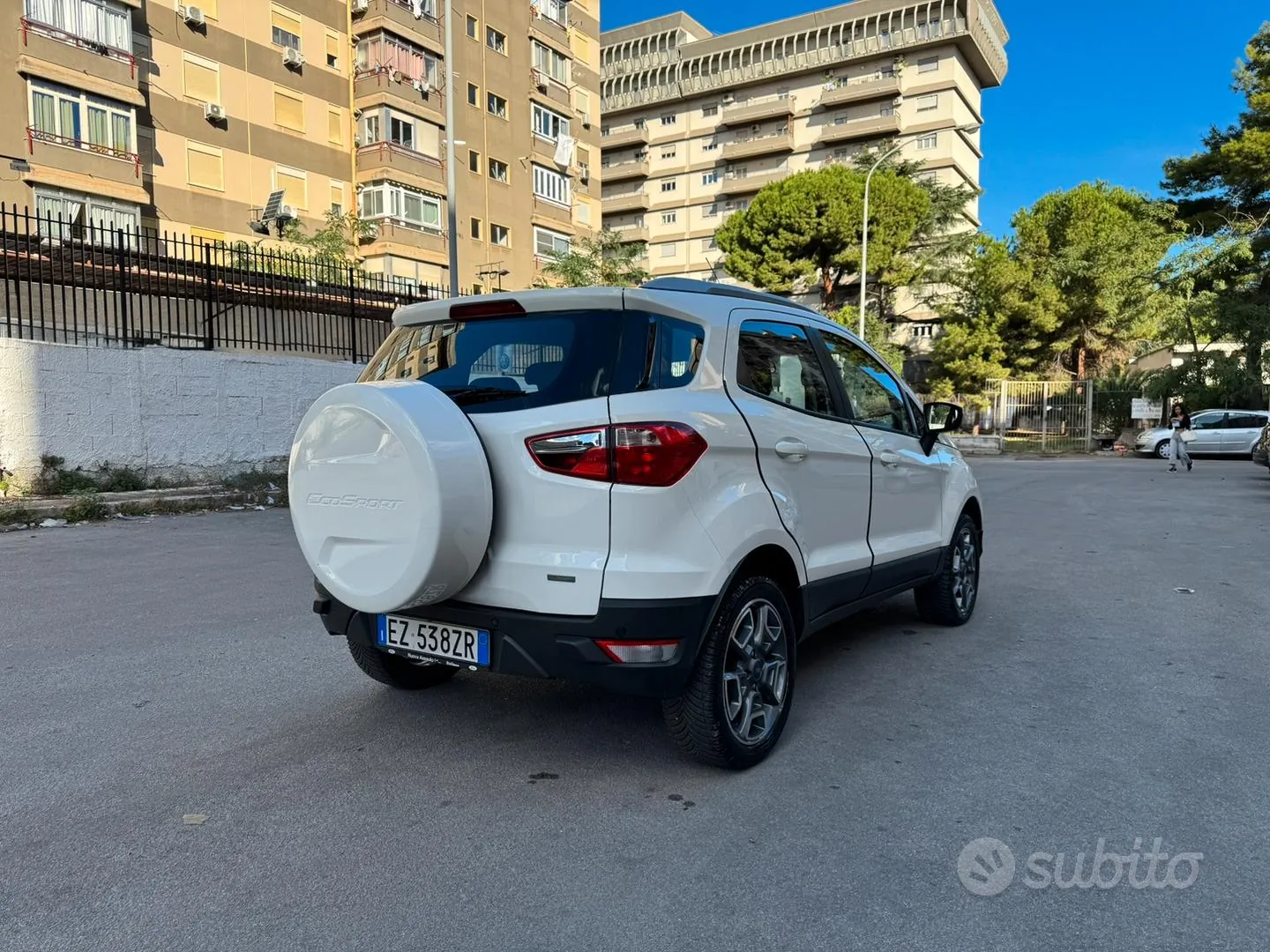 Ford Ecosport 2015 photo 3