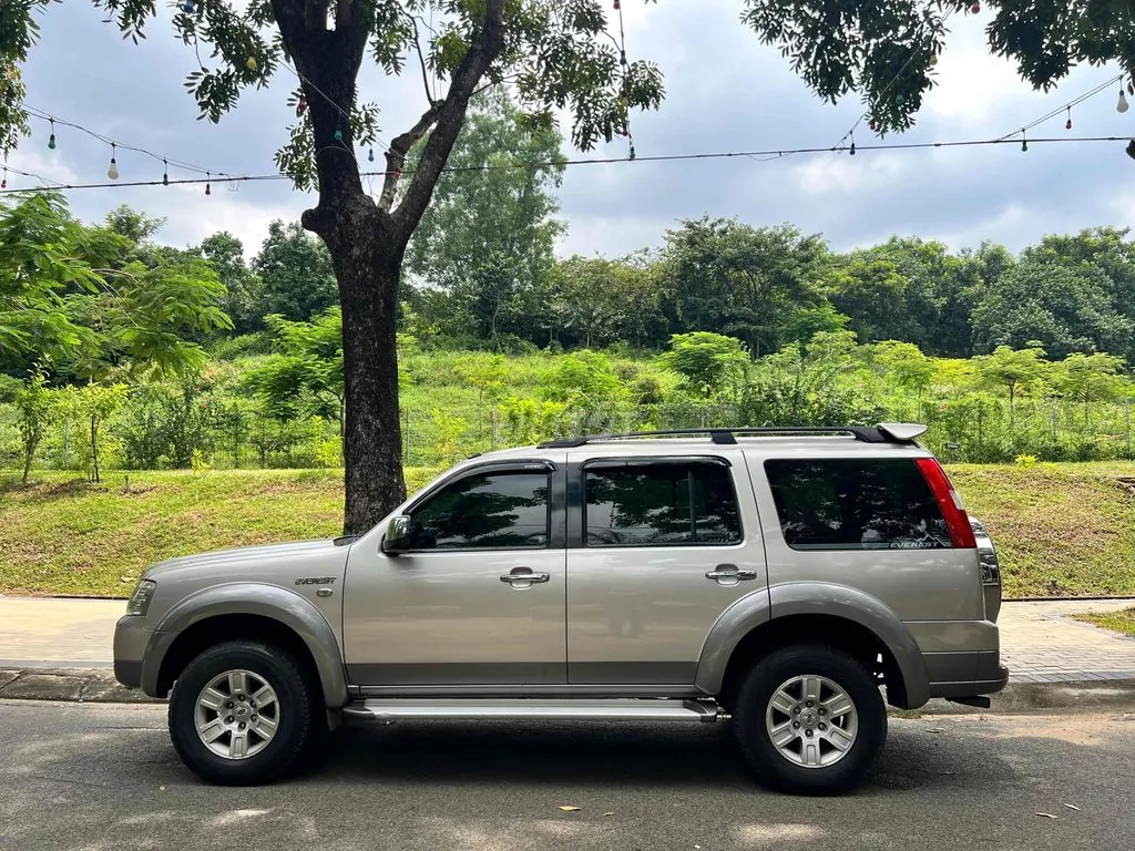 Ford Everest 2007 photo 3