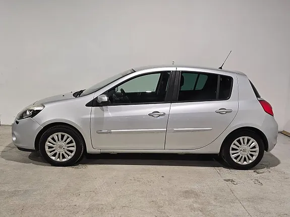 Renault Clio 2013 photo 3