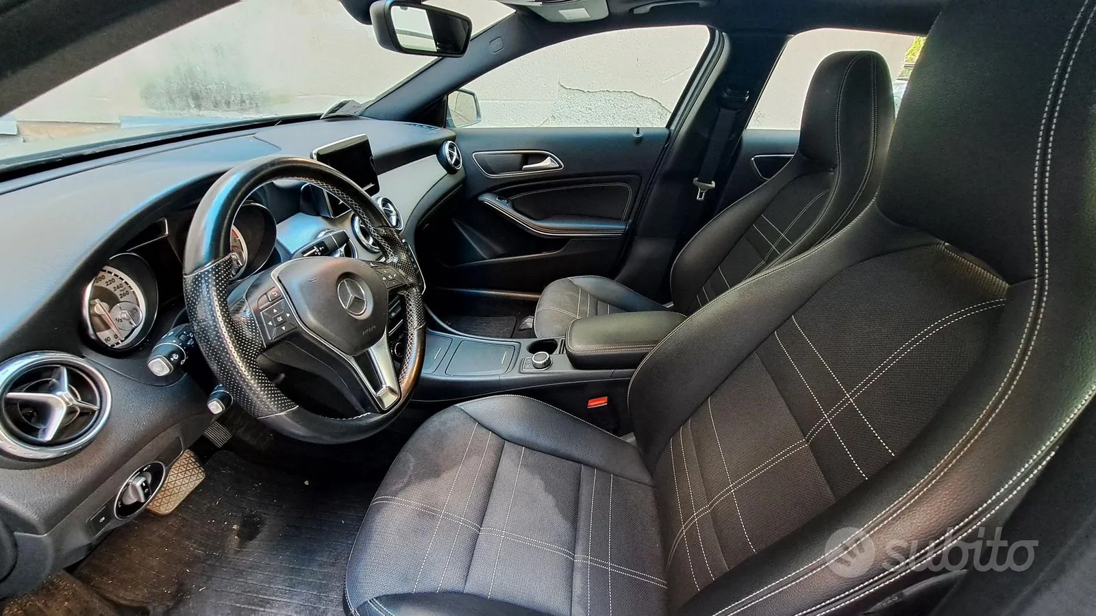 Mercedes-Benz Gla 2015 photo 3