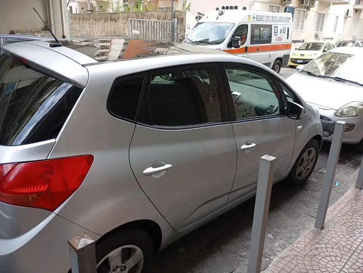 Kia Venga 2011 photo 4