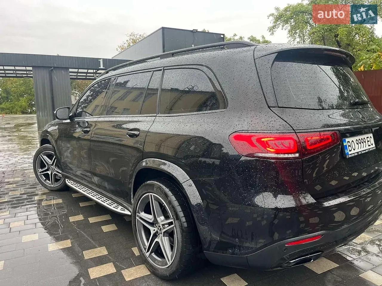 Mercedes-Benz Gls-Class 2022 photo 2