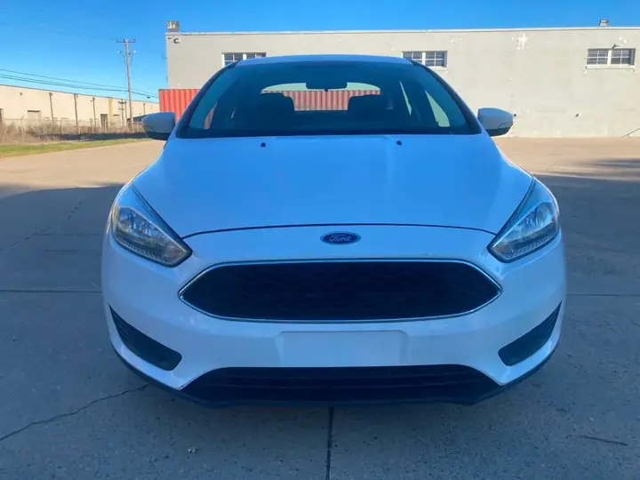 Ford Focus 2017 photo 2